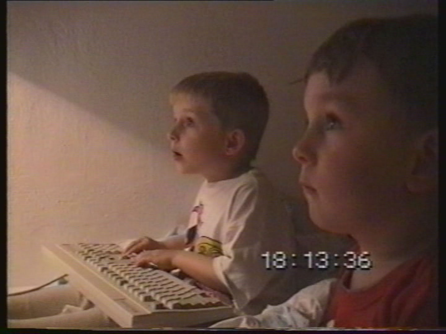 C8DC94gVQAEsO9-.jpg